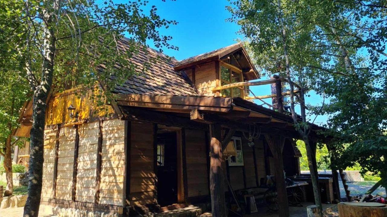 Villa Magaze De Luxe Gradacac Esterno foto