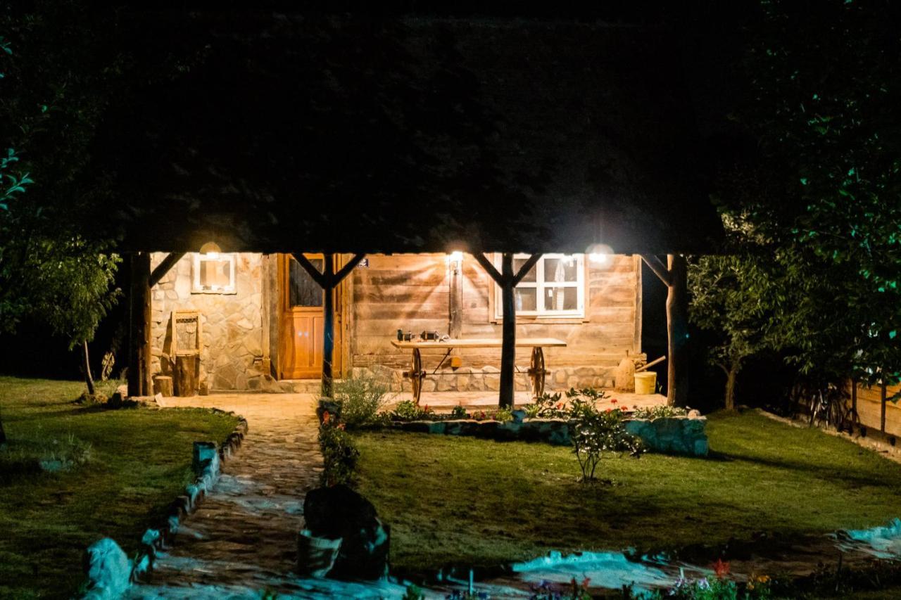 Villa Magaze De Luxe Gradacac Esterno foto
